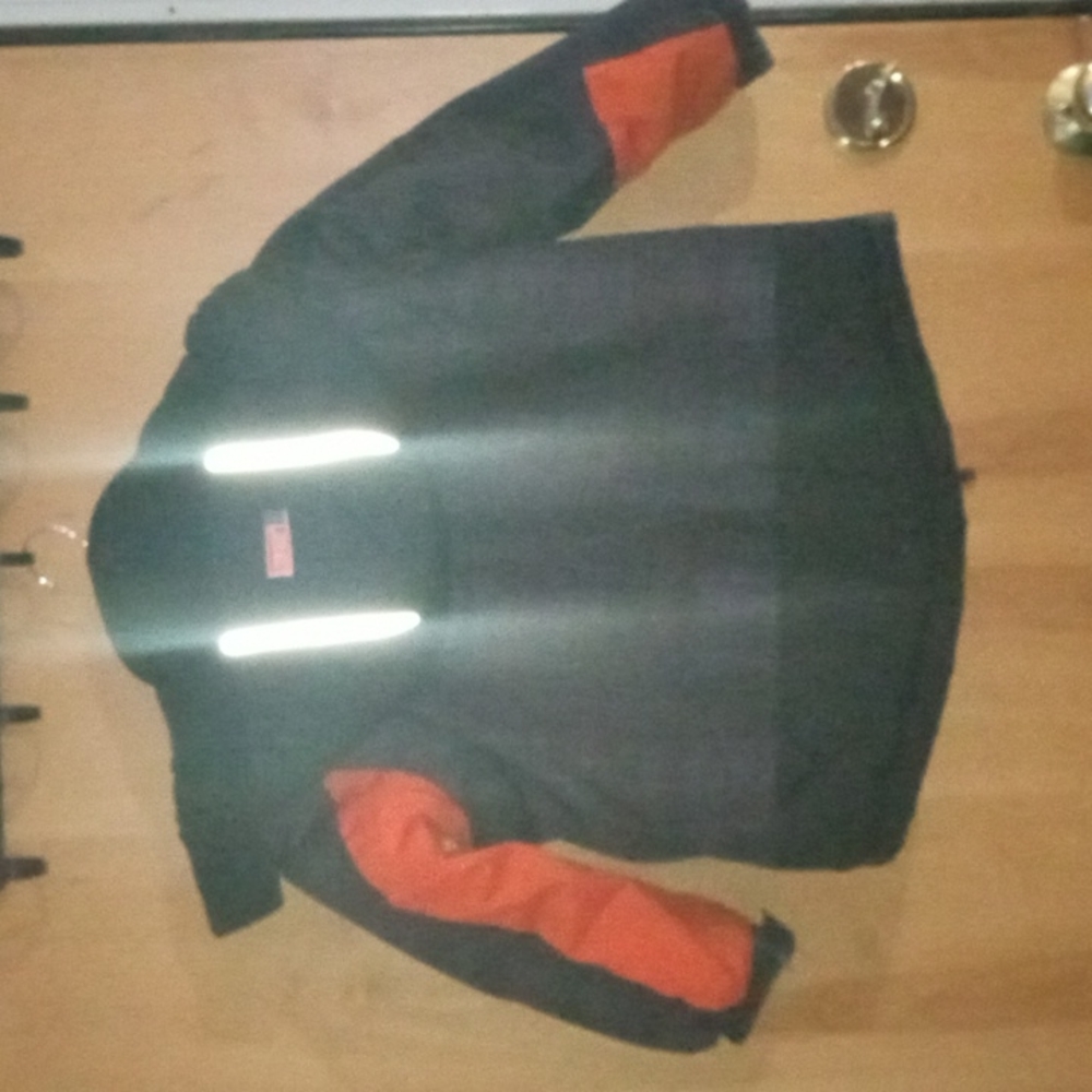 Boys size 5 32° weatherproof coat - Picture 5 of 7